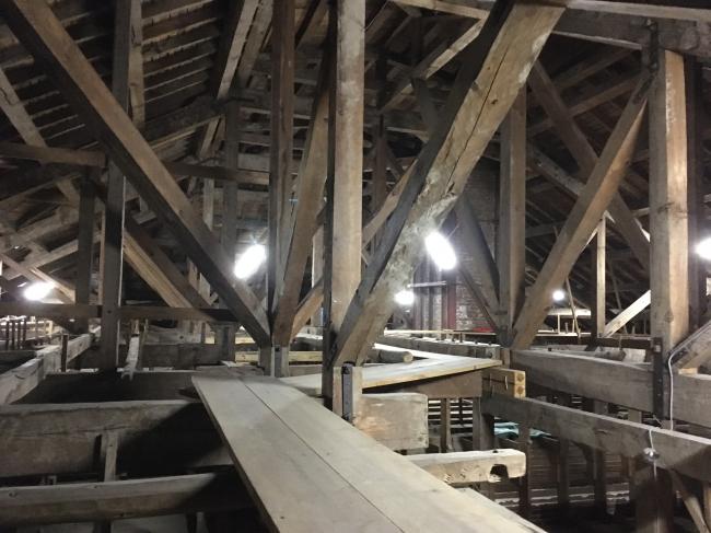 仁風閣小屋裏