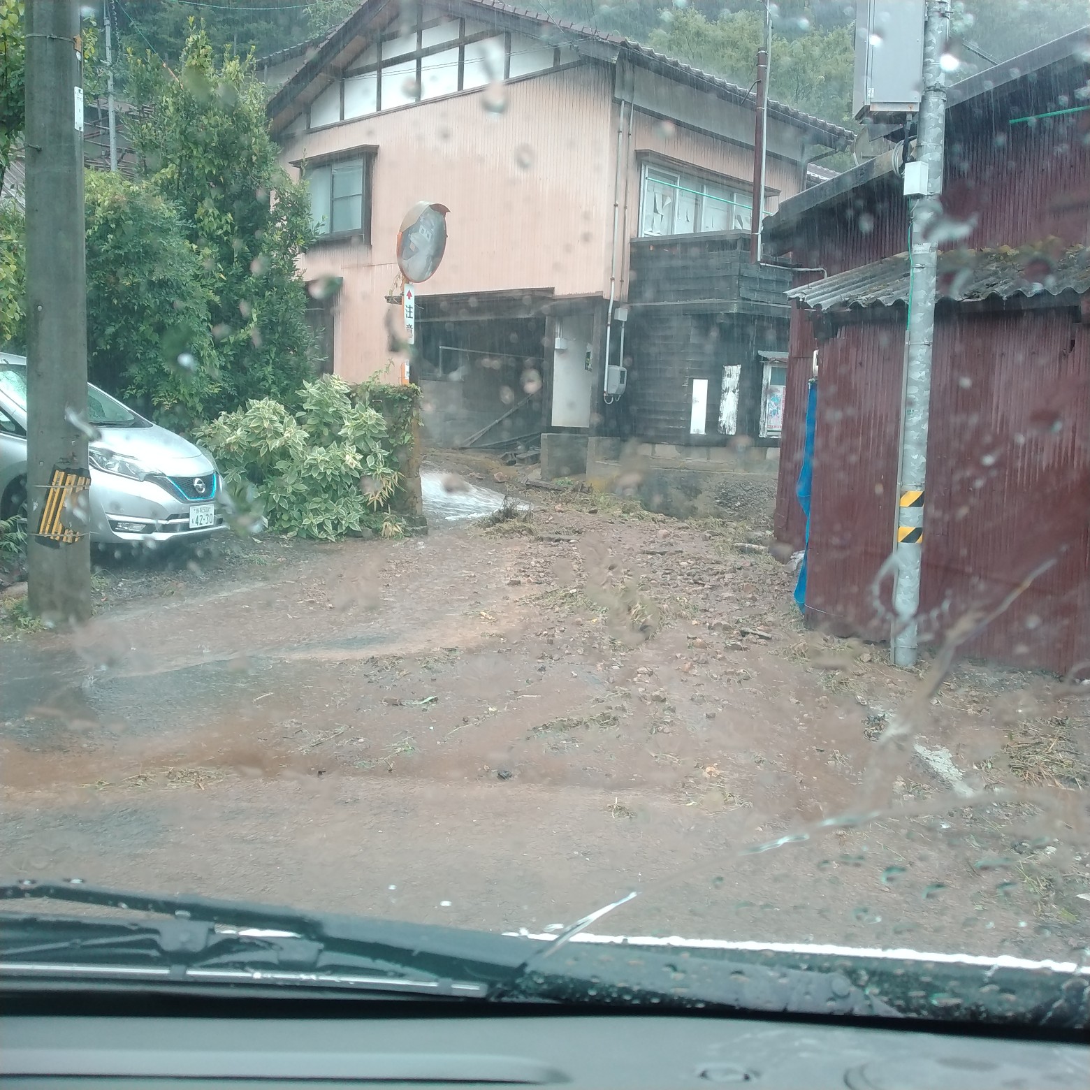 つく谷土砂流出