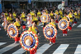 表紙写真：第44回しゃんしゃん祭（2008年8月9日）