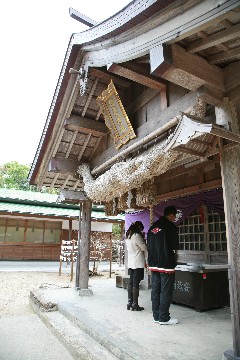 表紙写真：今年はうさぎ年。良い1 年でありますように（白兎神社）。