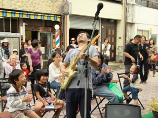 二階町おひさまライブ