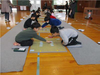 東郷小　百人一首大会