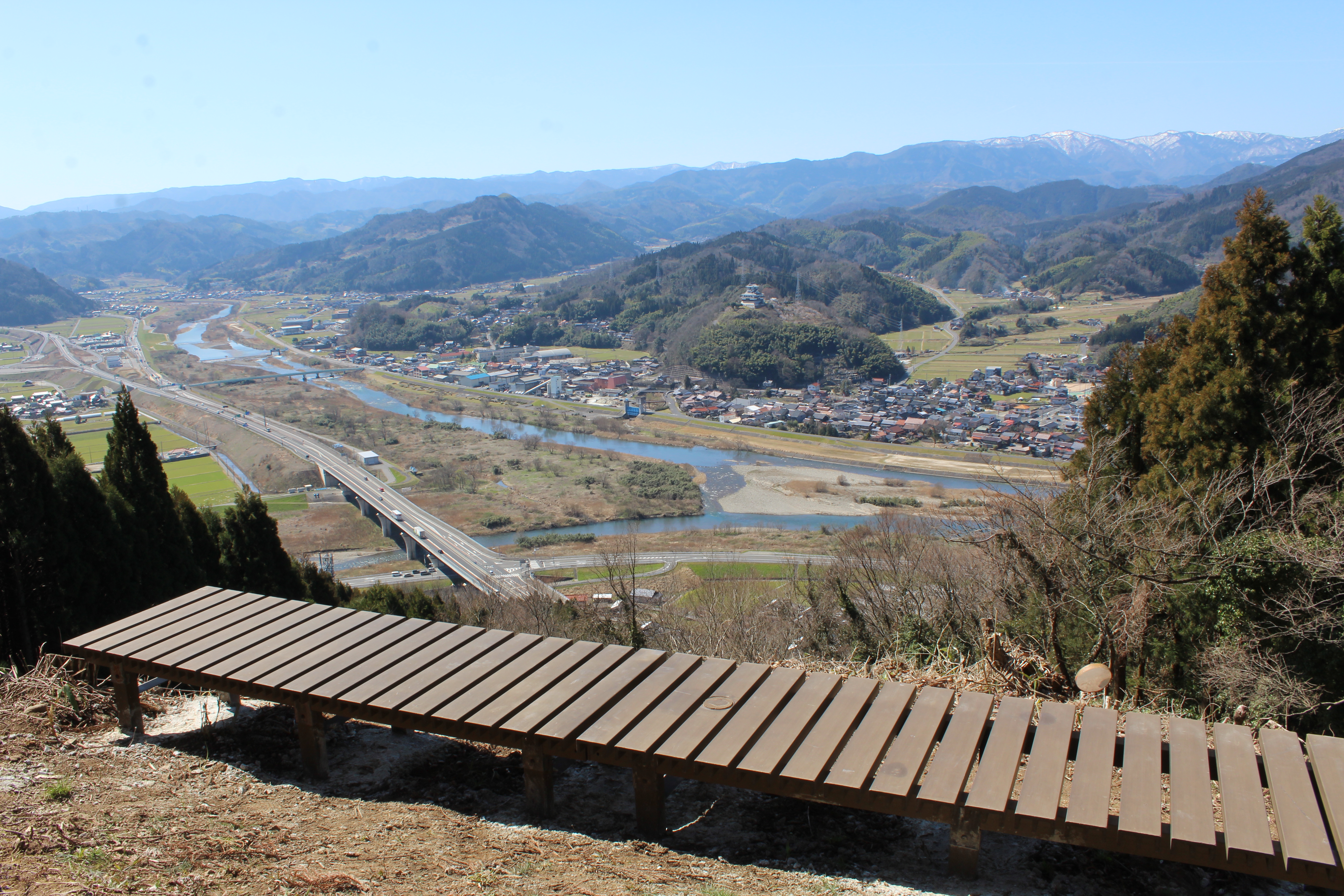 御子岩ベンチから